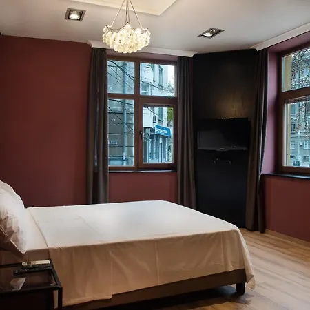 Апартаменты Luxrent Apartments
