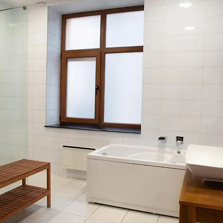 Luxrent Apartments *